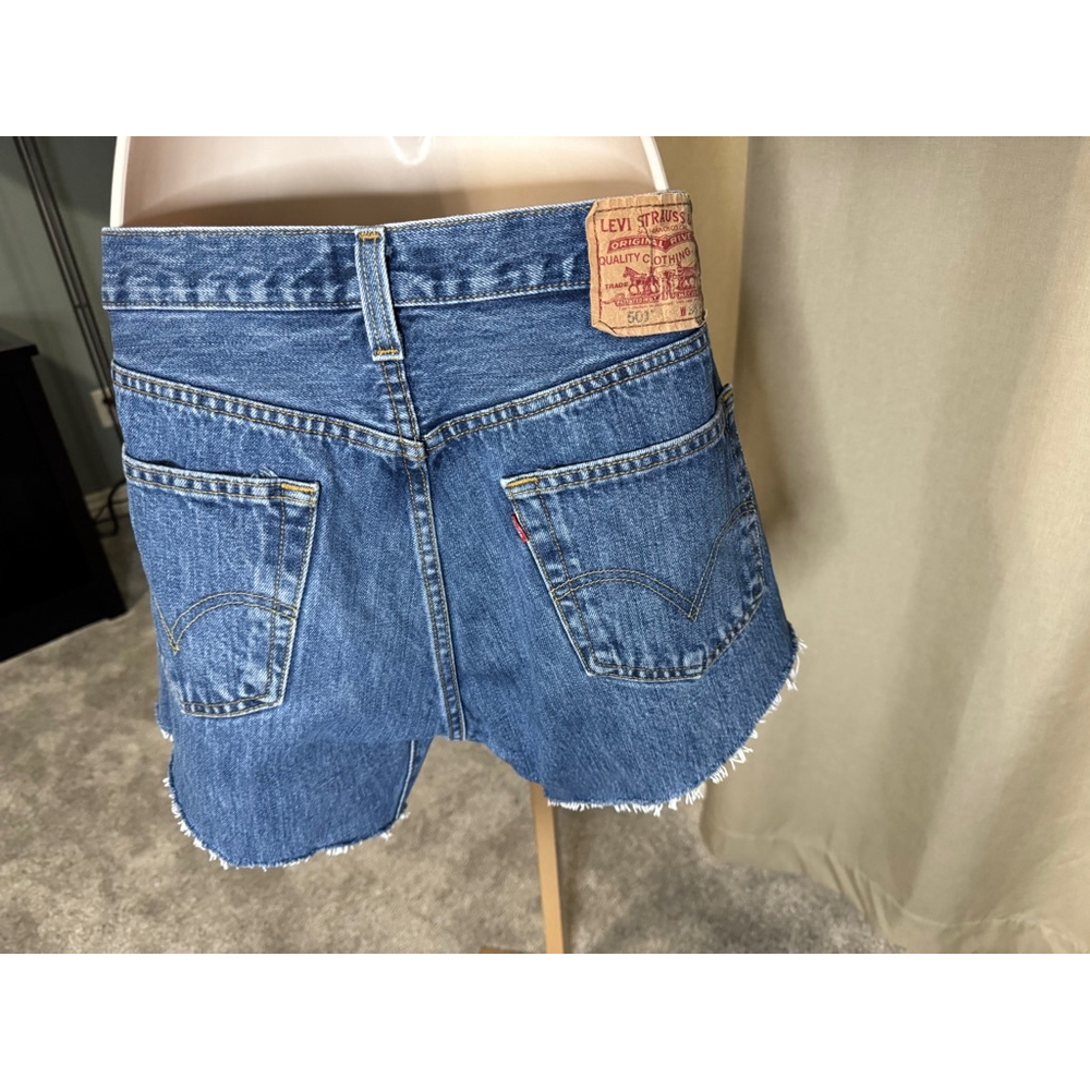 Levi’s 501 Denim Cutoffs Size 8